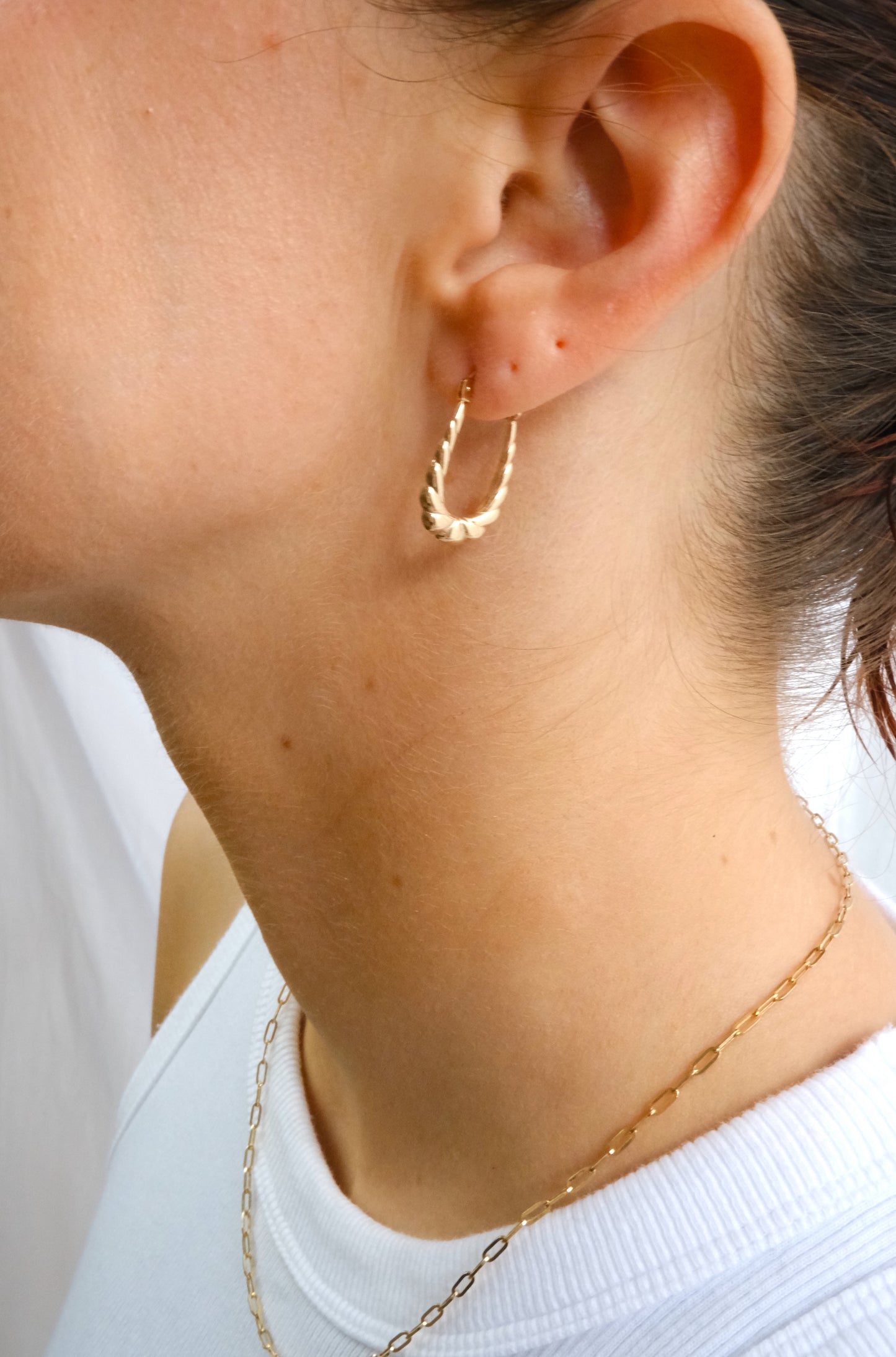 Scalloped Hoop Earrings