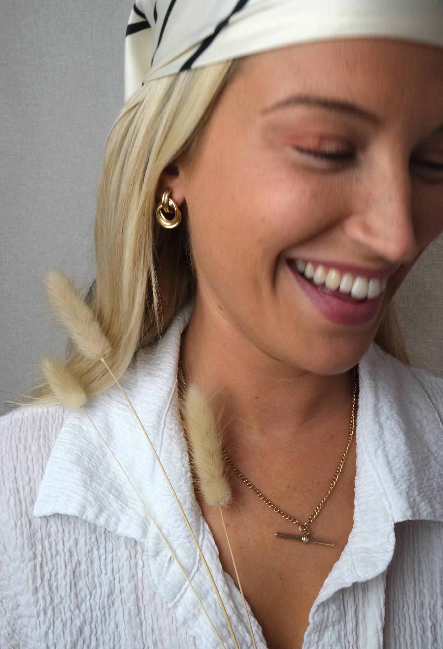 The Large T Bar Pendant & Chain