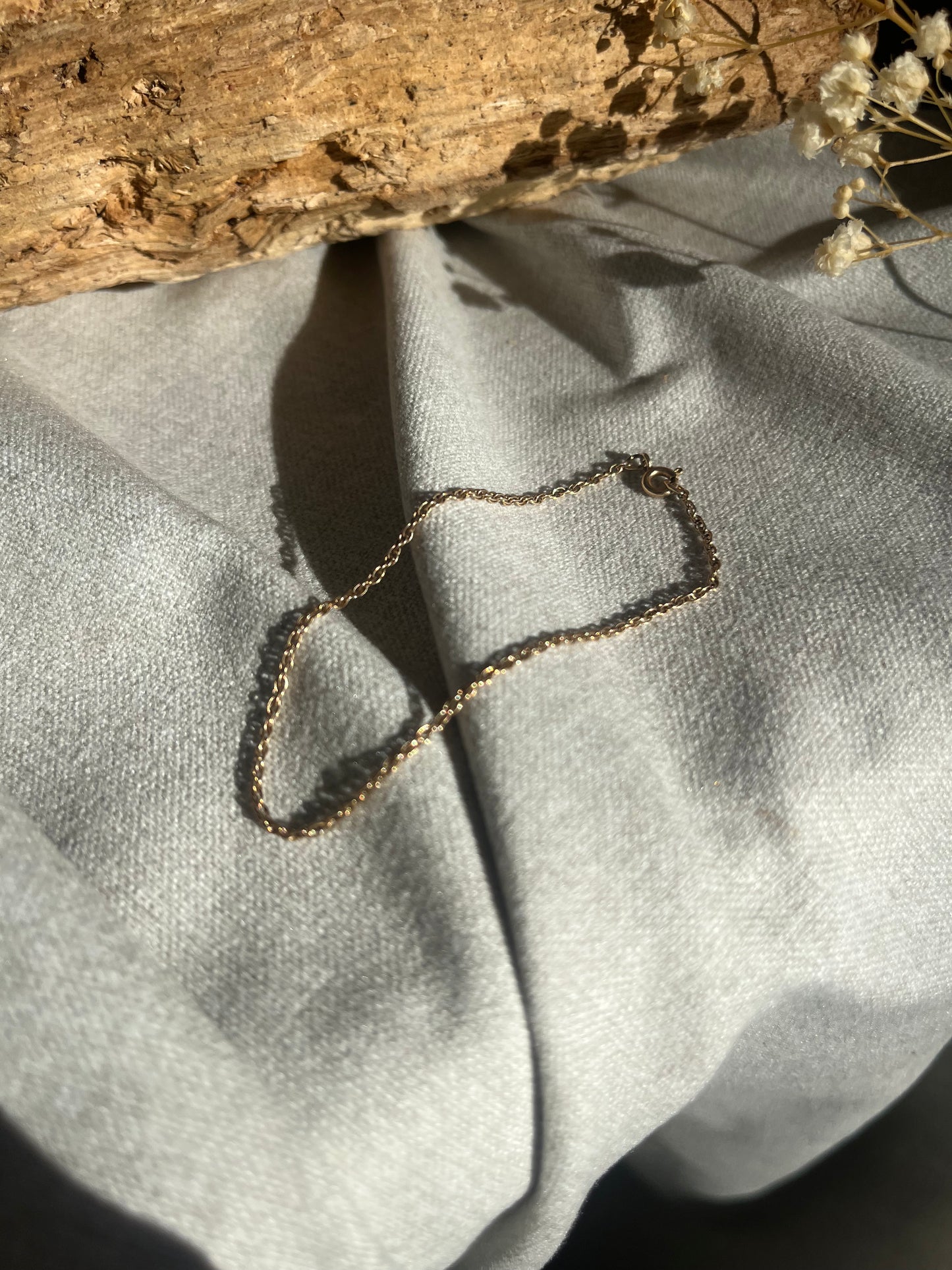 Light Weight Bracelet