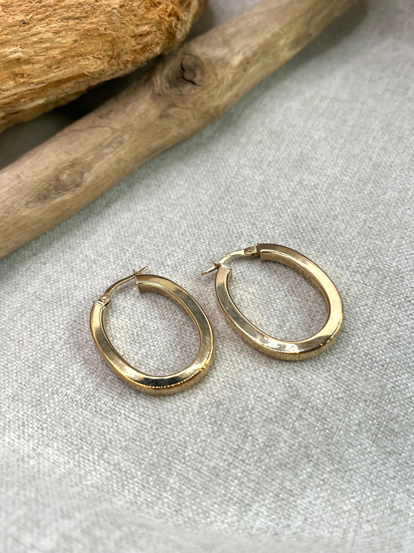 Everyday Oval Hoop Earring
